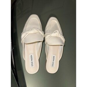 Steve Madden Women's Cream Loafers
